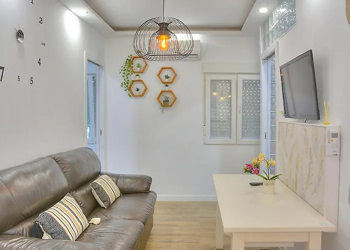 Family Apartment In Triana