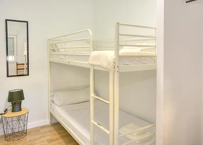 Family Apartment In Triana